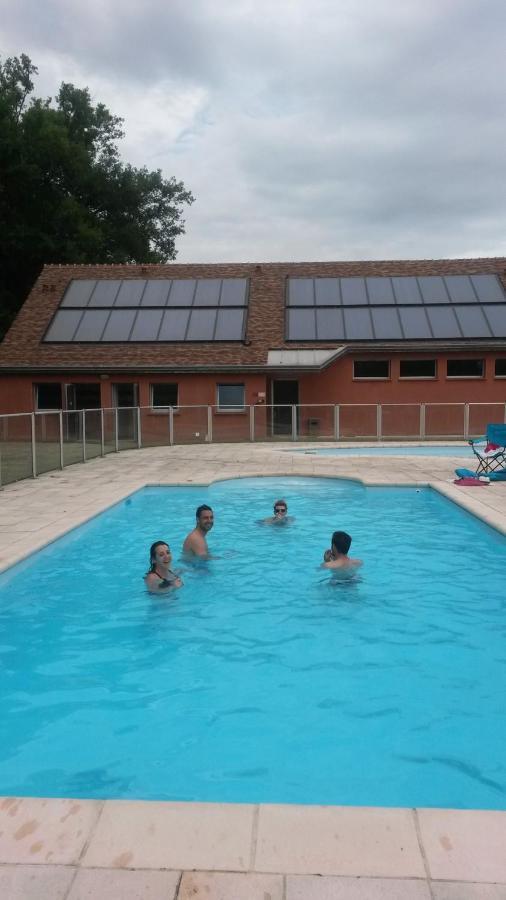 Onlycamp Le Pont Romain Yvré-lʼÉvêque Екстериор снимка