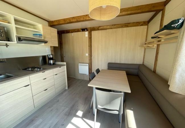 Onlycamp Le Pont Romain Yvré-lʼÉvêque Екстериор снимка