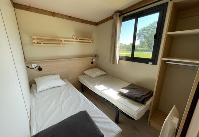 Onlycamp Le Pont Romain Yvré-lʼÉvêque Екстериор снимка