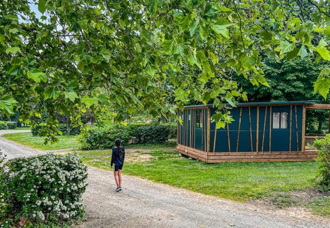 Onlycamp Le Pont Romain Yvré-lʼÉvêque Екстериор снимка